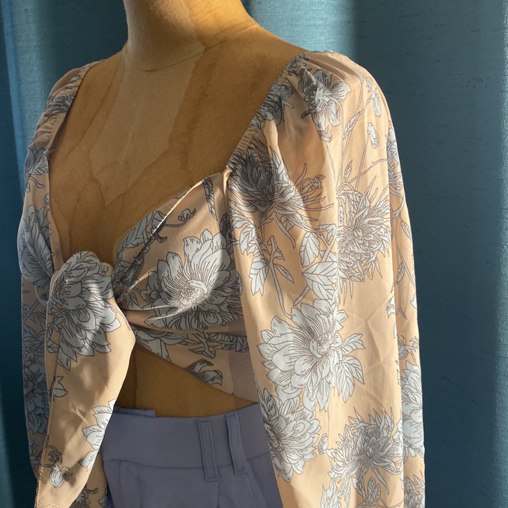 Blush top size large - Picture 5 of 9
